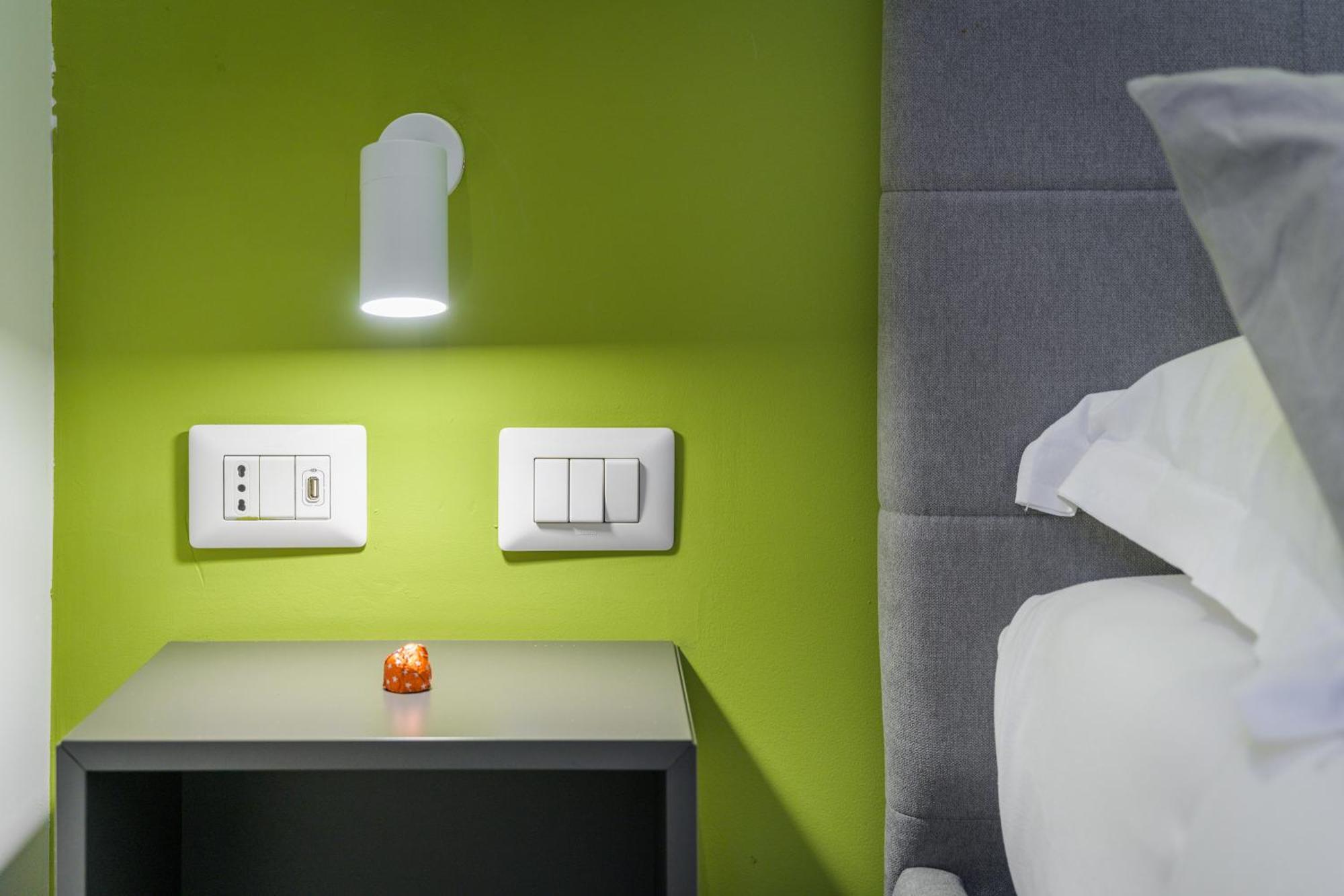 Room 65 كاتانيا المظهر الخارجي الصورة